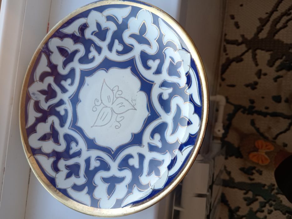 Blyuda 10 ta bor hali ishlatilmagan yangi uchgan joyi yo'q