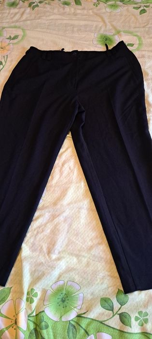 Pantaloni drept dama si bluză fără mânecă