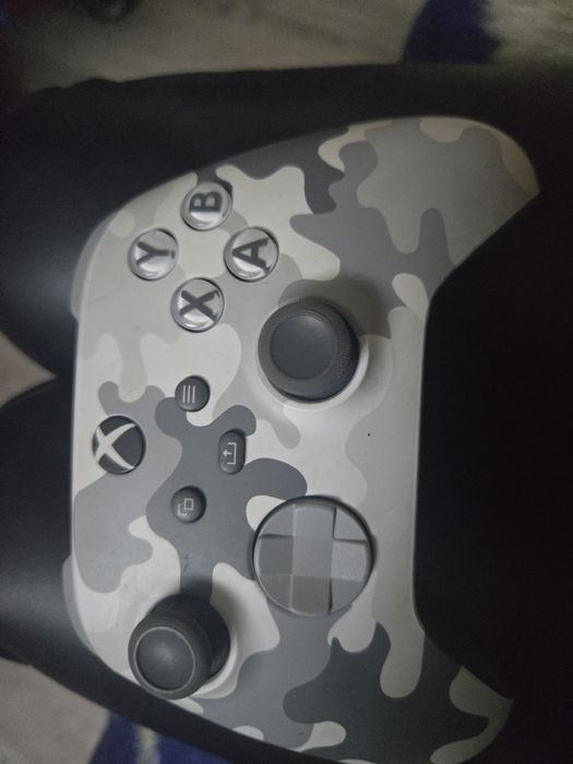 Oferta Controller Wireless Microsoft Xbox Series X/S, Arctic Camo