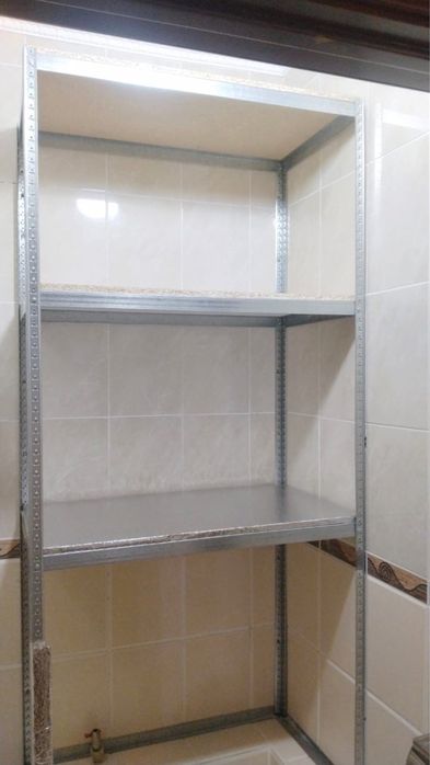 Стеллажи , полки , полка