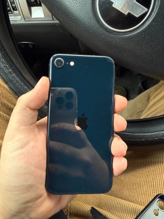 Iphone se 2022 с 128 гб