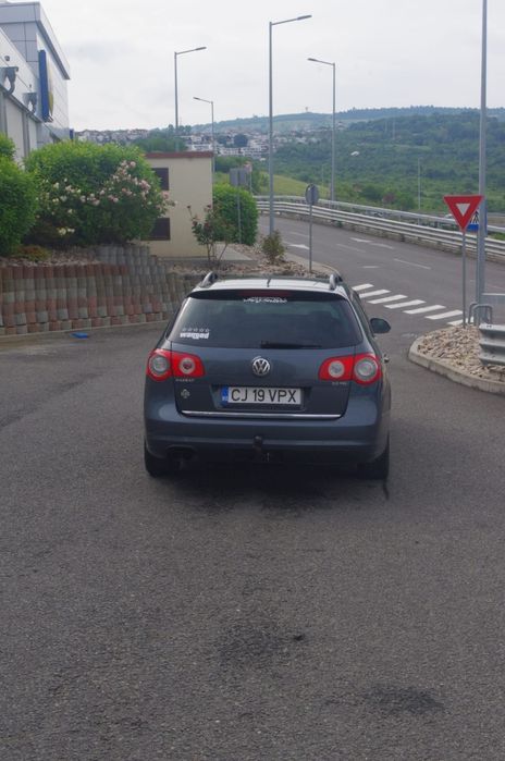 Volkswagen Passat B6. An 2010   170cp