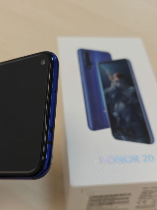 Honor 20 Sapphire Blue (6GB/128GB) • Ca NOU • Procesor P30 Pro