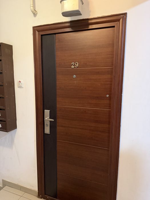 De închiriat apartament cu 2 camere