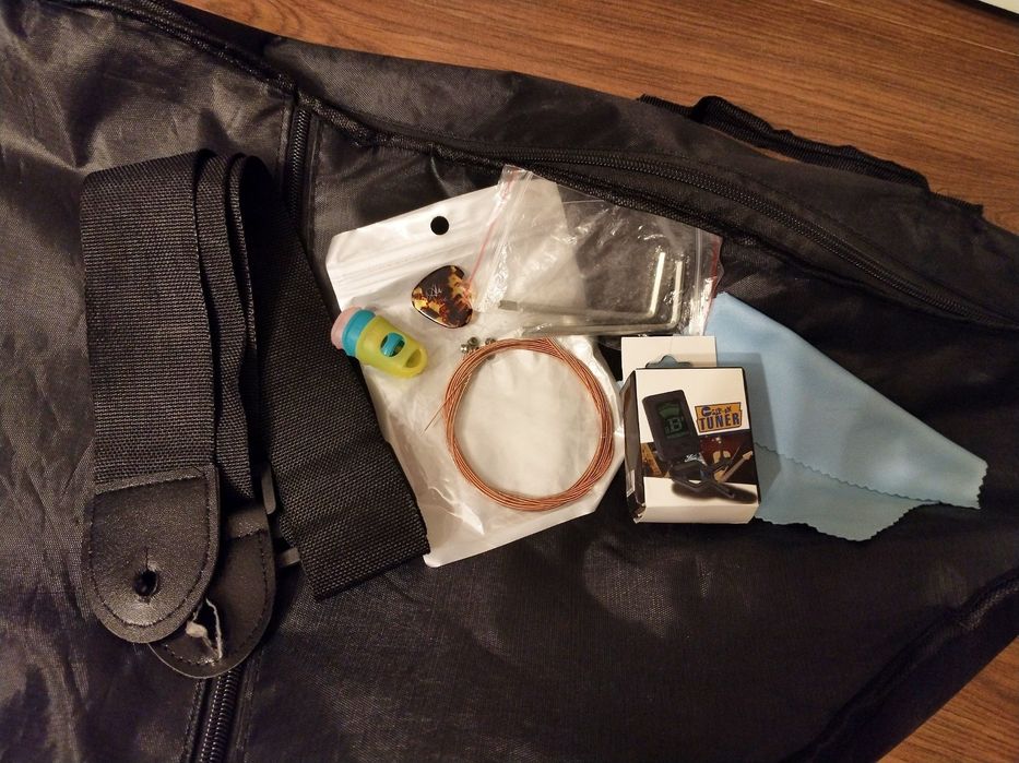 Гитара акустическая