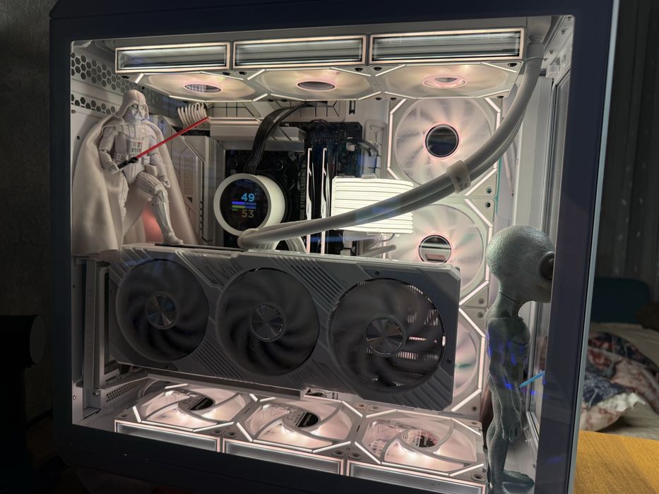Ryzen 7700x -Rtx4070 ti -5TB Storage -Гаранция