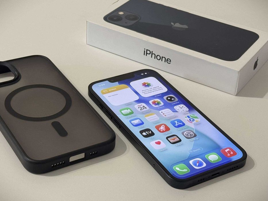 Бартер! iPhone 13 Midnight (Черен) 88% Батерия!