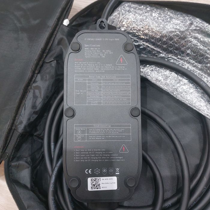 Мобилно преносимо зарядно за електромобили EV Charger, 16A 3.7kW, 5 метра