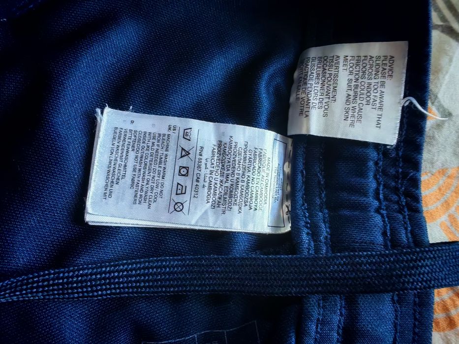 Долница Adidas размер М