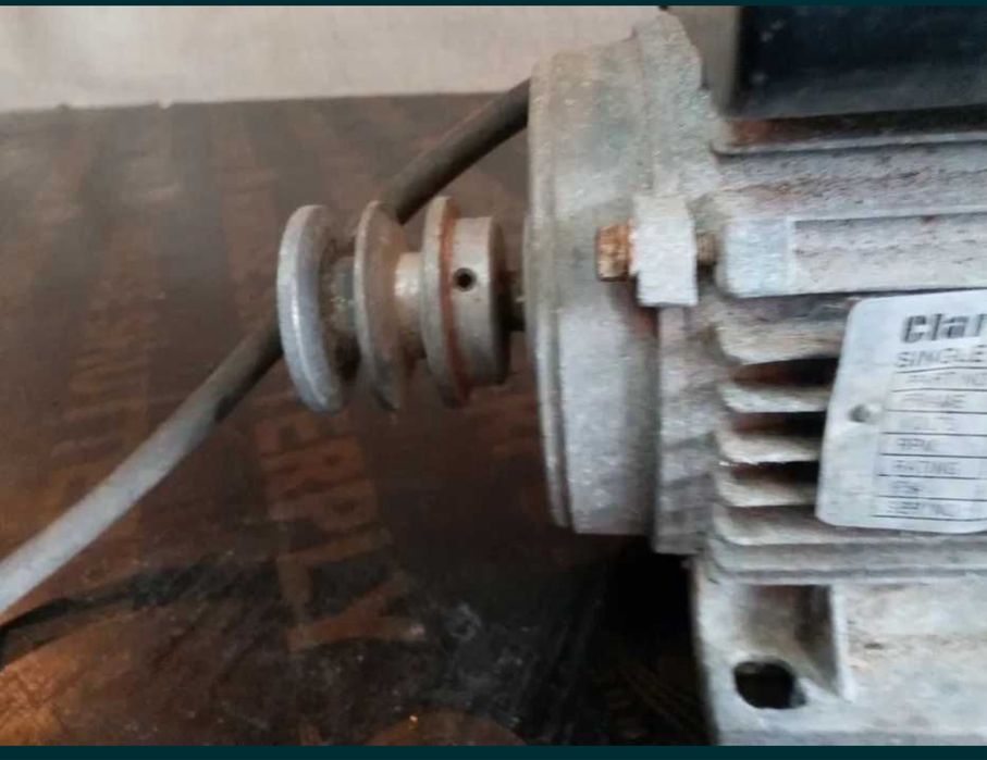 Електромотор, Ел мотор 220волта перфектно състояние