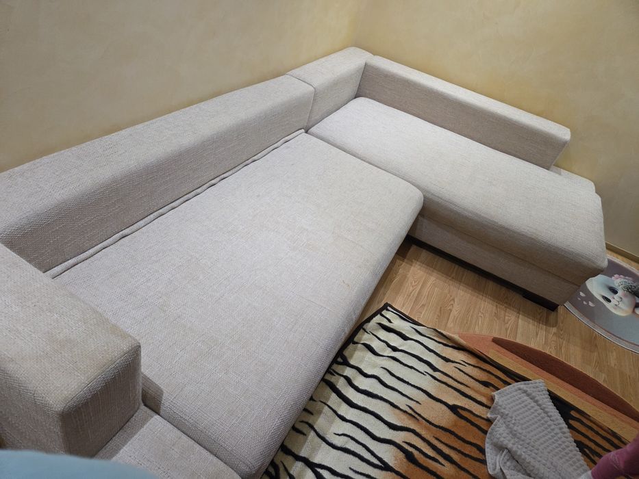 Canapea colt dreapta