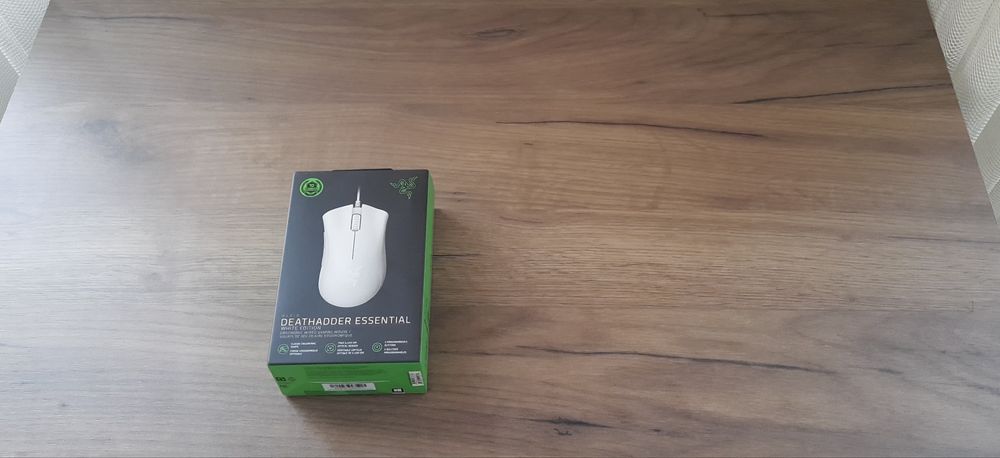 Razer deathadder essential гейминг мишка