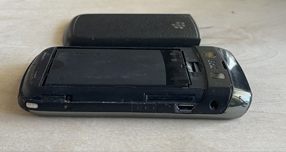 BlackBerry Bold – Doar piese / Colecție + Card microSD 1GB