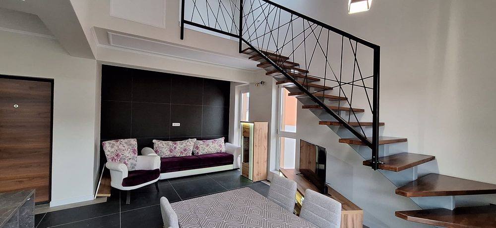 Apartament de închiriat, 3 camere, 2 nivele,loc de parcare, zona Giroc, in spate la Lidl
