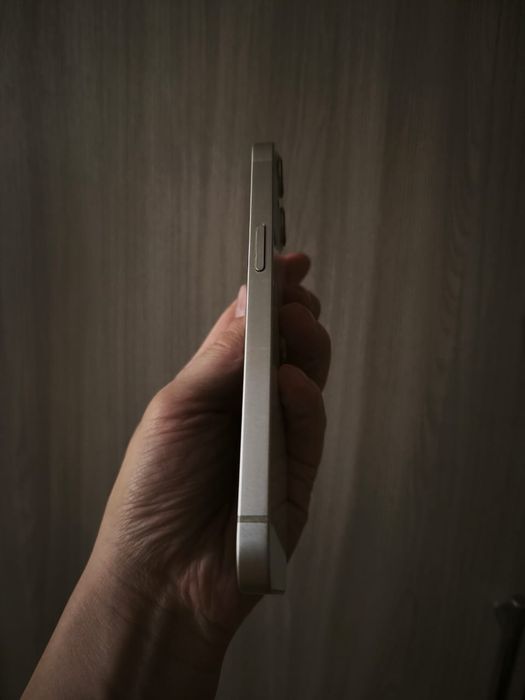 iPhone 13 128GB емкость 80%