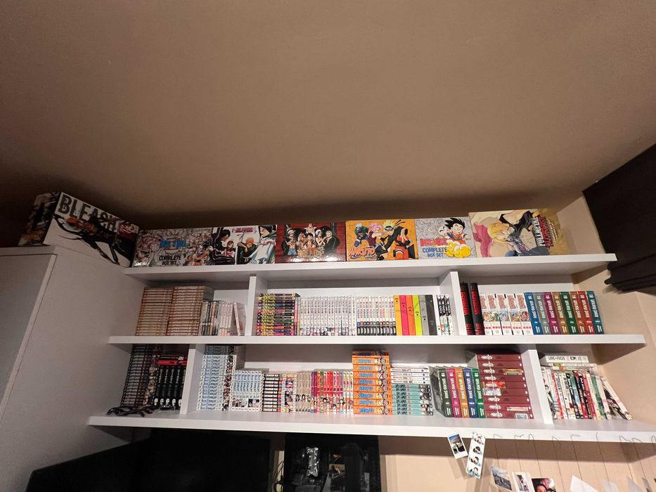 Berserk Deluxe Edition 1–2 – stare foarte bună