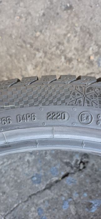 4 anvelope iarna Continental 245/40/19.Pretul este pe bucata.
