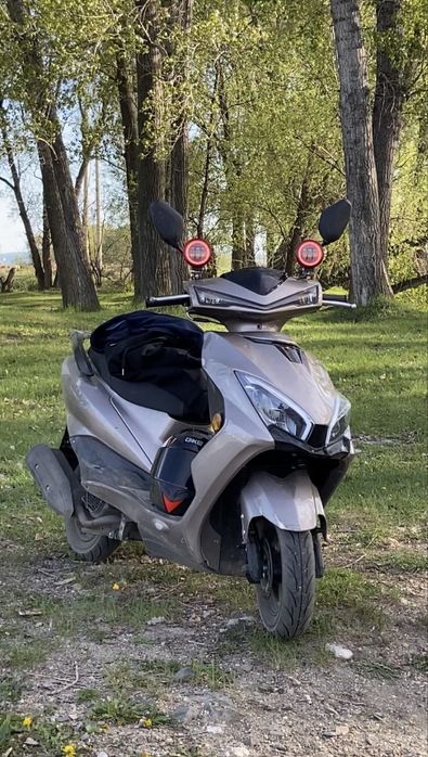 Продам мопед м10