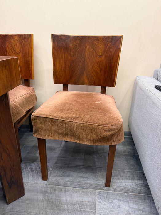 Трапезна маса и столове от масив