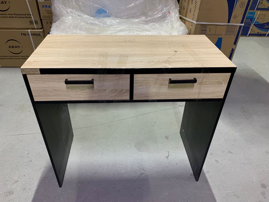 Офисные мебели столы и скамья