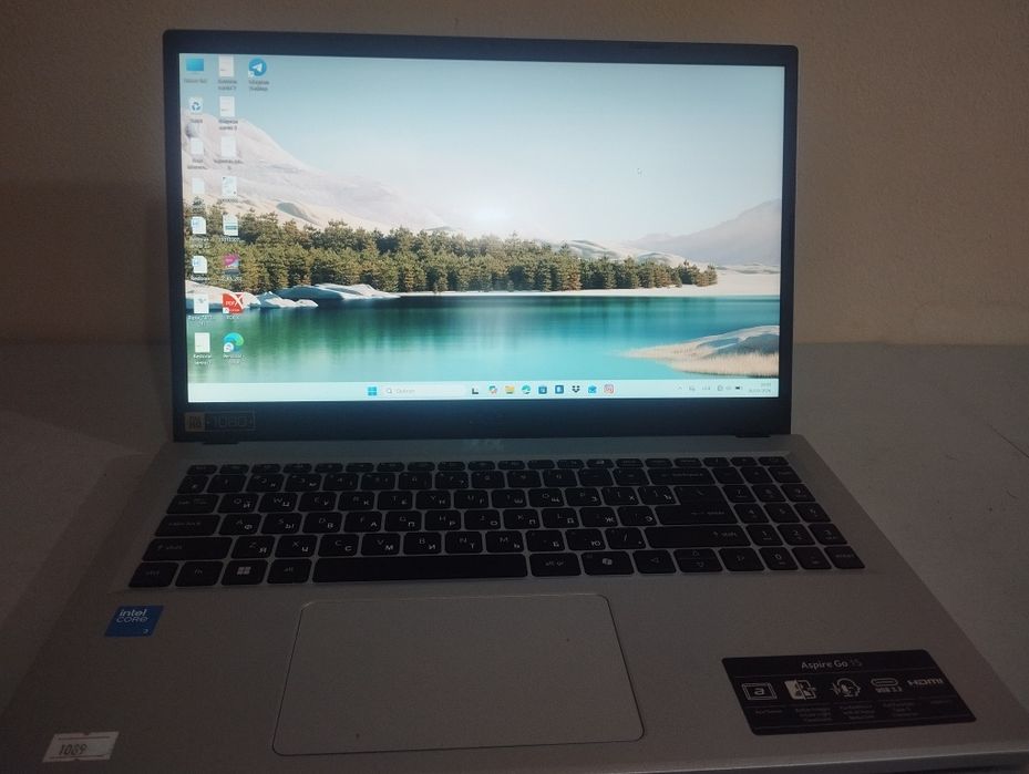 Acer Intel core 3.Holati yangi.