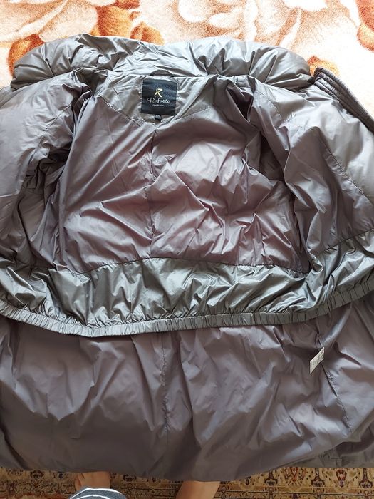 Зимний пуховик Rufuete.