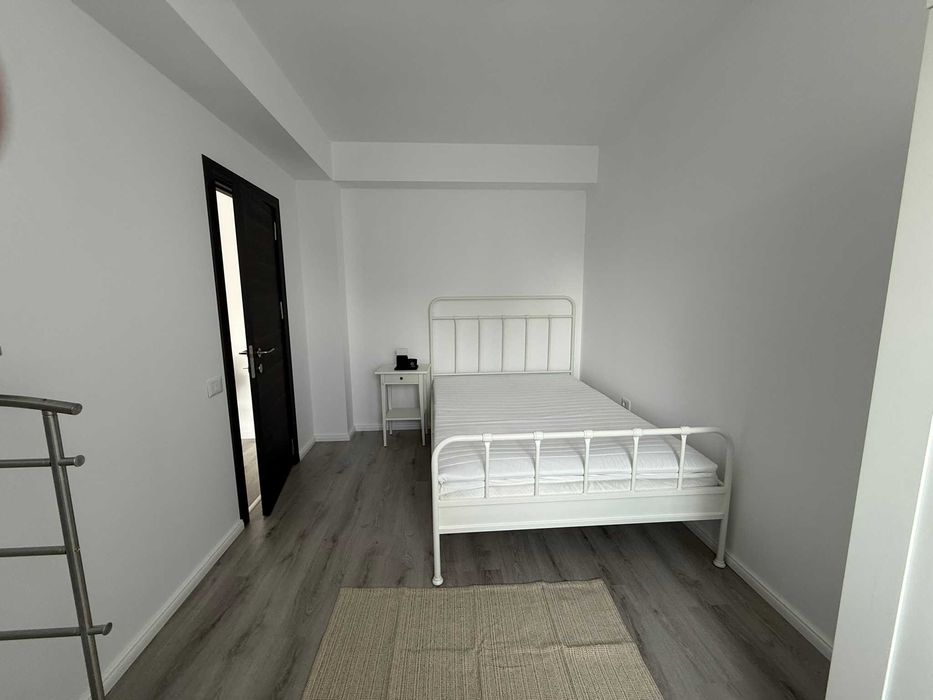 Apartament 3 camere - Prima închiriere!