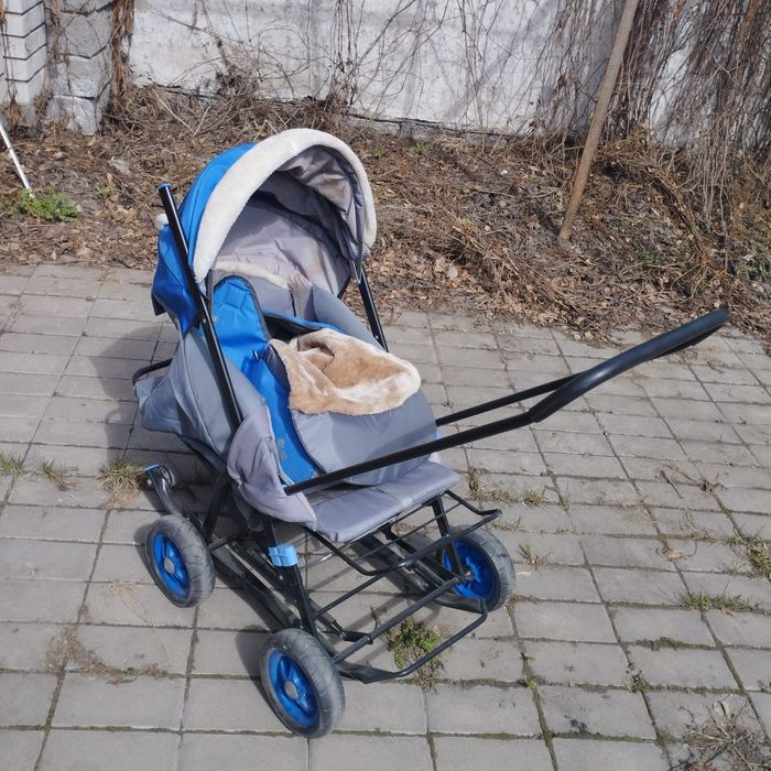 Коляска для ребёнка