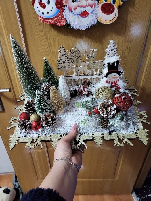 Decoratiuni de Craciun lucrate manual