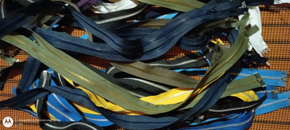 Fermoare diferite mărimi