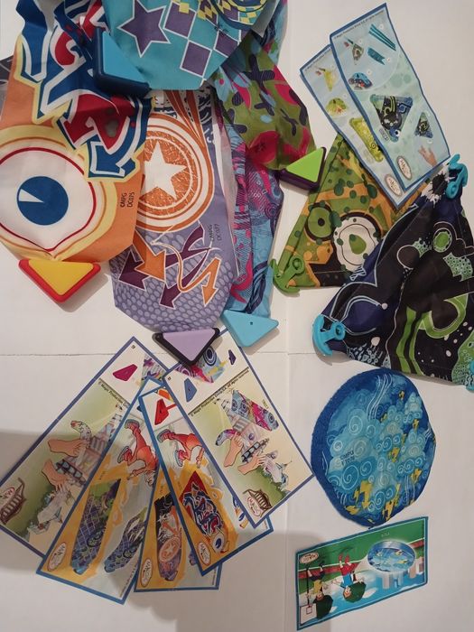 Продам фигурки из киндеров