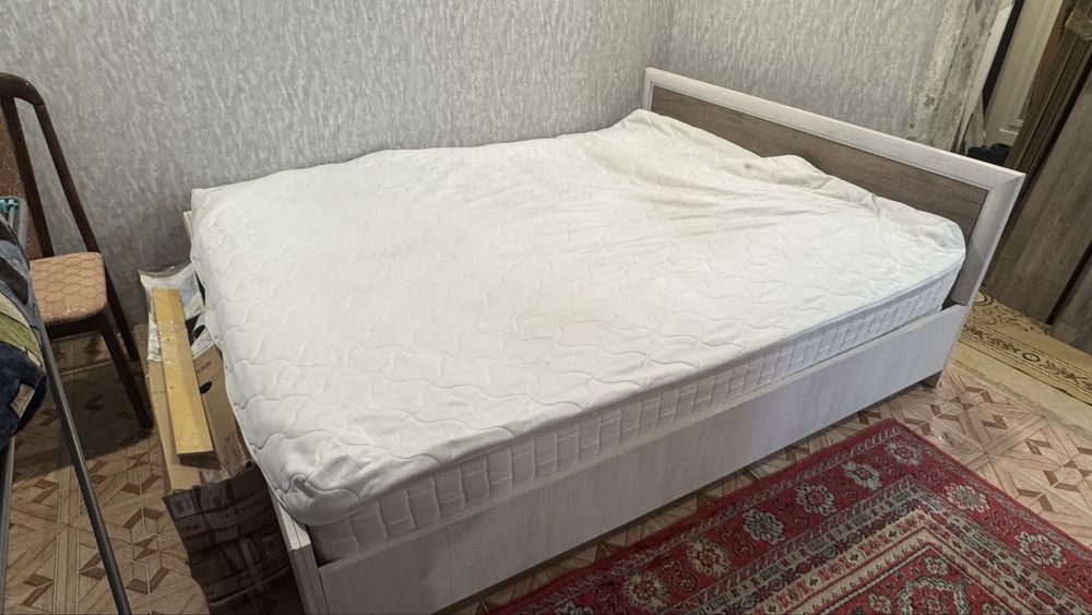 Кровать двухспалка  200/160 самовывоз город