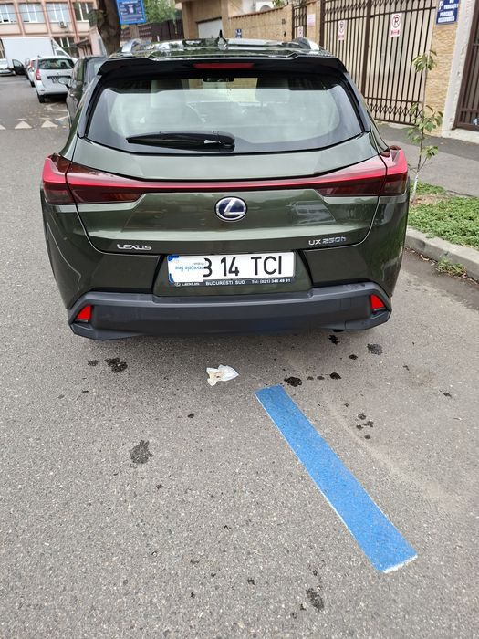 LEXUS UX 2021 — imagine 4