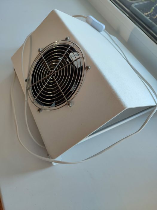 Пылесос для маникюра " космос"