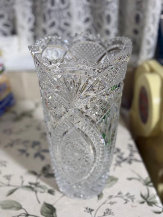 Ваза хрустальная