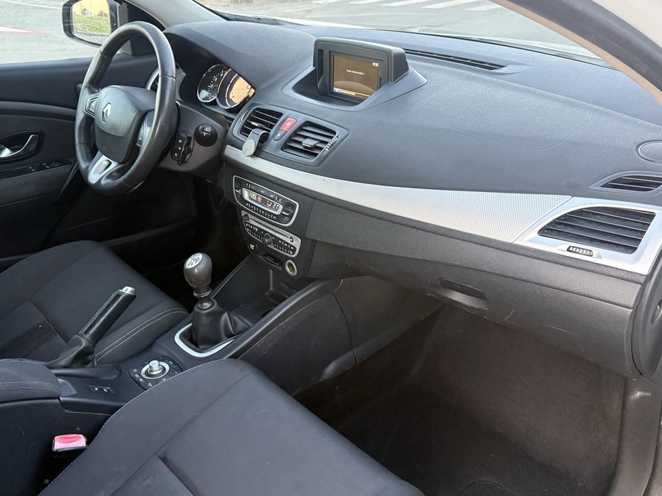 Renault Megane Coupe 2012 1,5 dci 2 usi Recent adus