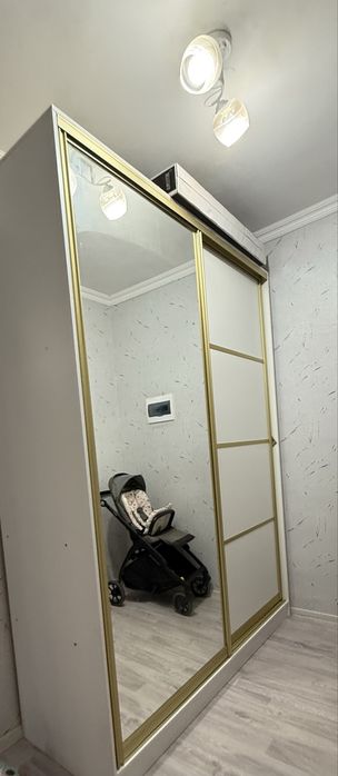 Срочно продаю Прихожию