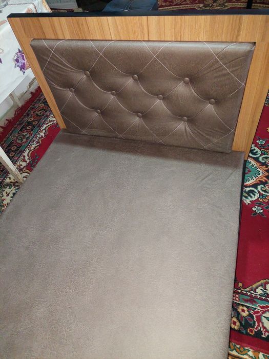 Кровать односпальняя