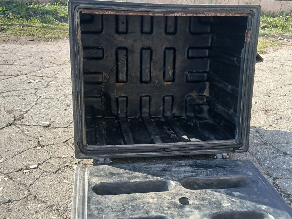 Продам ящик Krone  под инструменты.