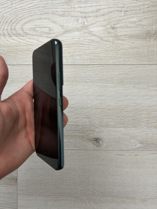 Продаю Samsung Galaxy S22. 256гб