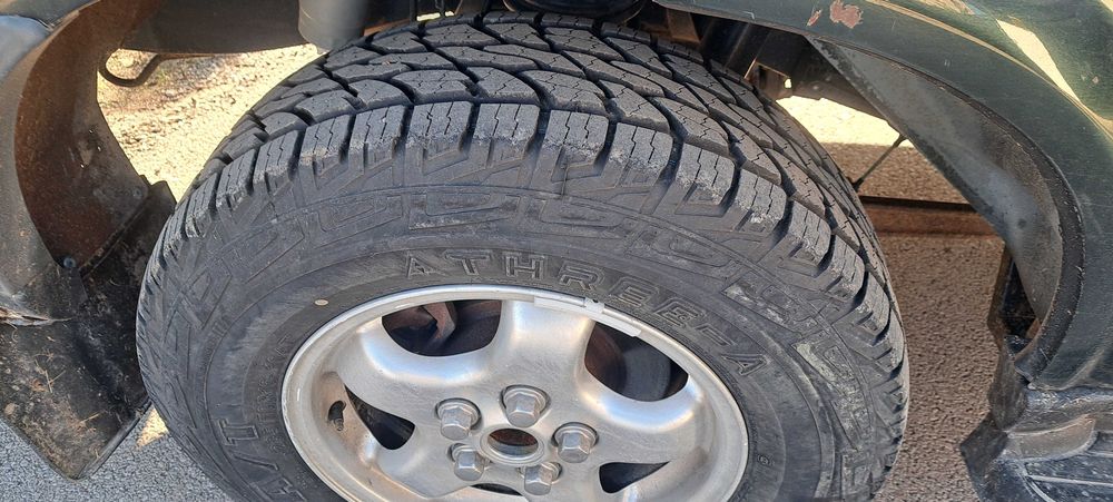 Гуми с джанти 235/70 R 16