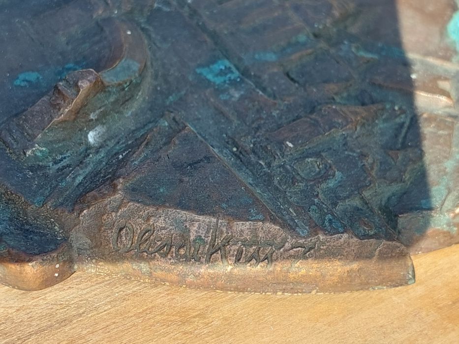 Lucrare turnata cupru semnată