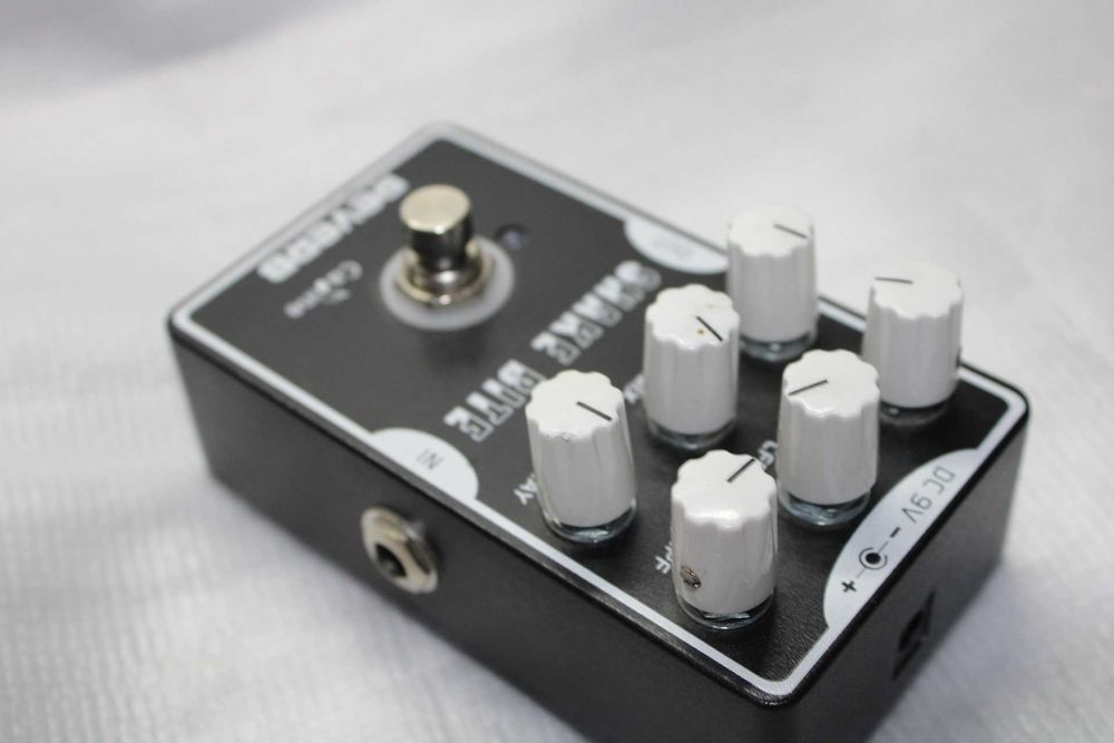 Reverb Педал ЖЕСТОК с Много Настройки - УБИЙСТВЕН  Reverb - НОВ