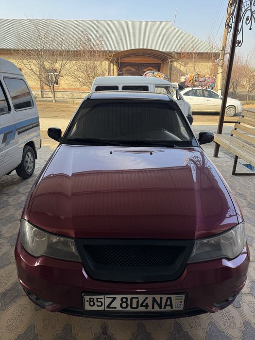 Nexia2 2014 sotiladi