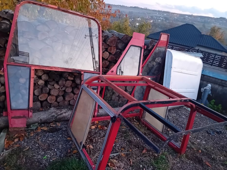 Cabina pentru tractor