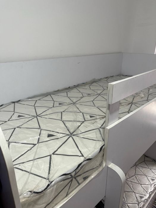 Двухярусный детский кровать и электролюлька. 2 qavatli yotoq va lyulka