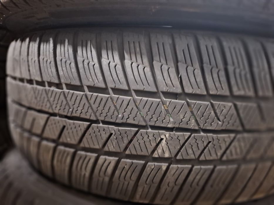 Set 4 anvelope iarna 225 45 18 Barum polaris 5 dot 2021