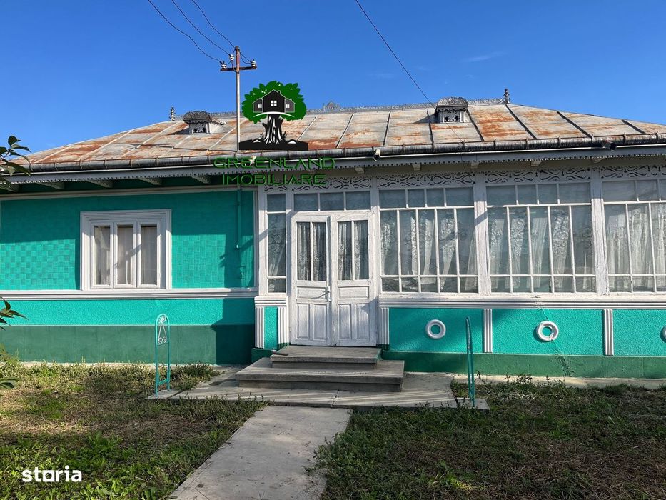 Casa Batraneasca, 90 mp,  bine INGRIJITA, 1800 mp Teren, Costuleni