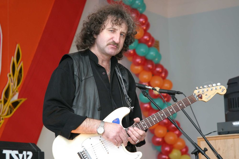 Обучение игры на гитаре