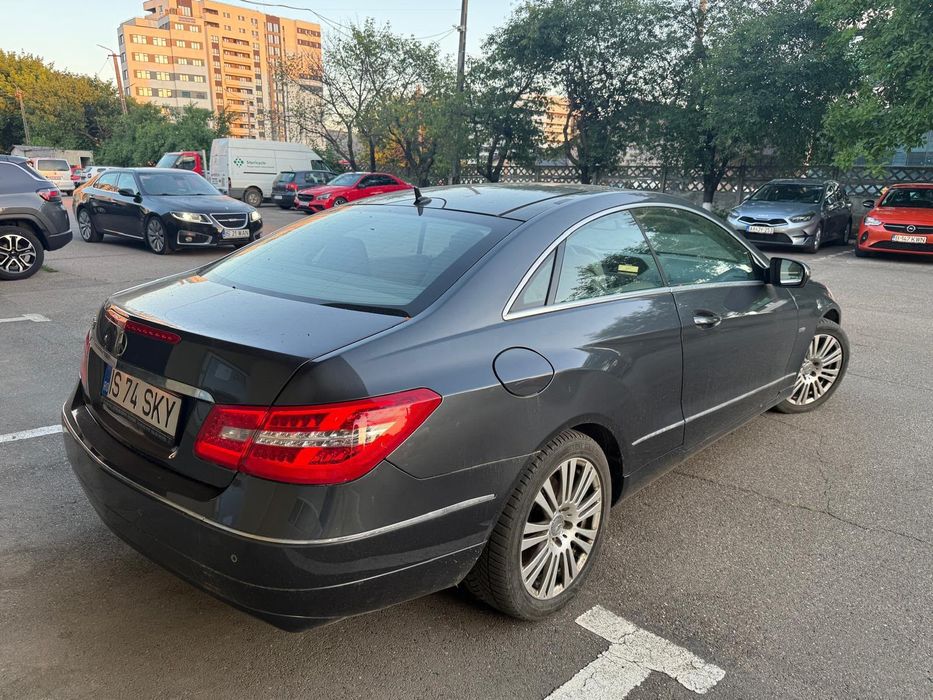 MERCEDES-BENZ E-Class 2009 — imagine 3